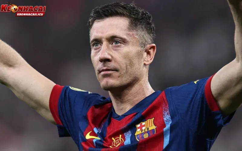 Cầu Thủ Robert Lewandowski: Sự Nghiệp Tiền Đạo Xuất Sắc 1 Cầu thủ Robert Lewandowski